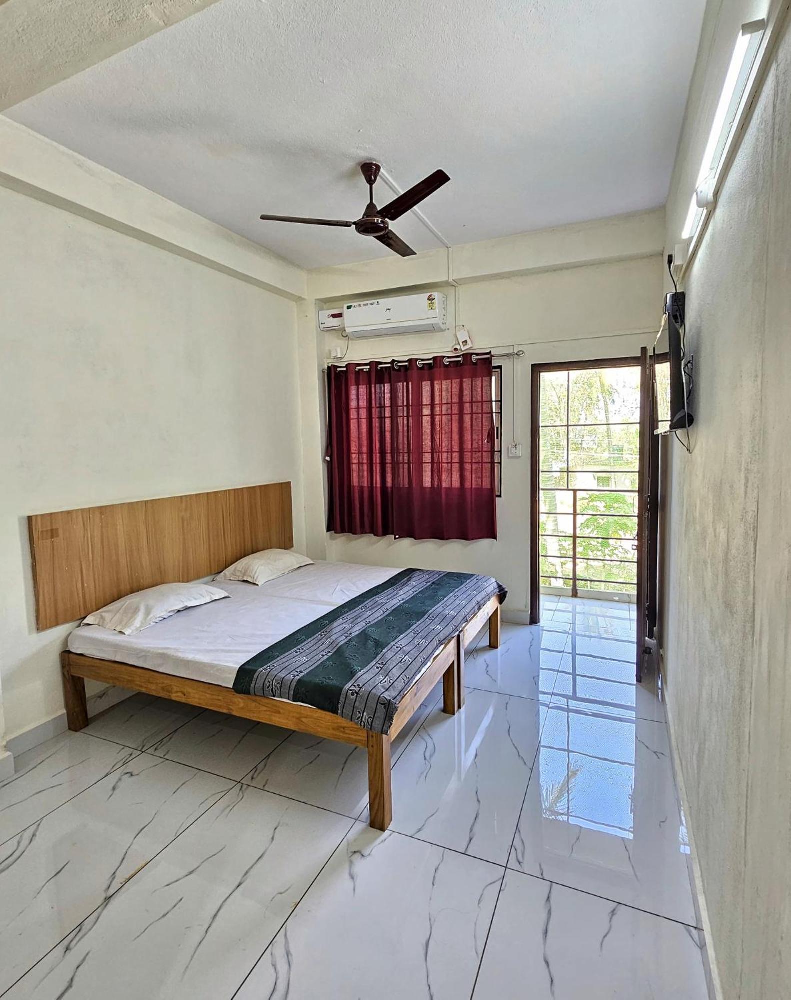 Souparnika Residency Murdeshwar Māvalli Eksteriør billede
